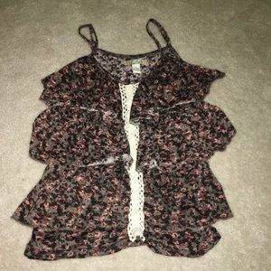 Tank top with ruffles